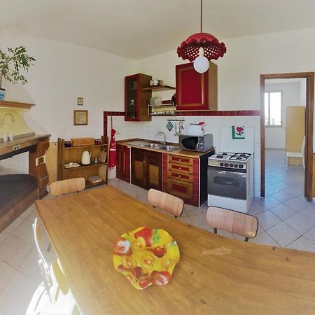 Cosy Home With Private Parking By The Sea Siniscola Exterior photo
